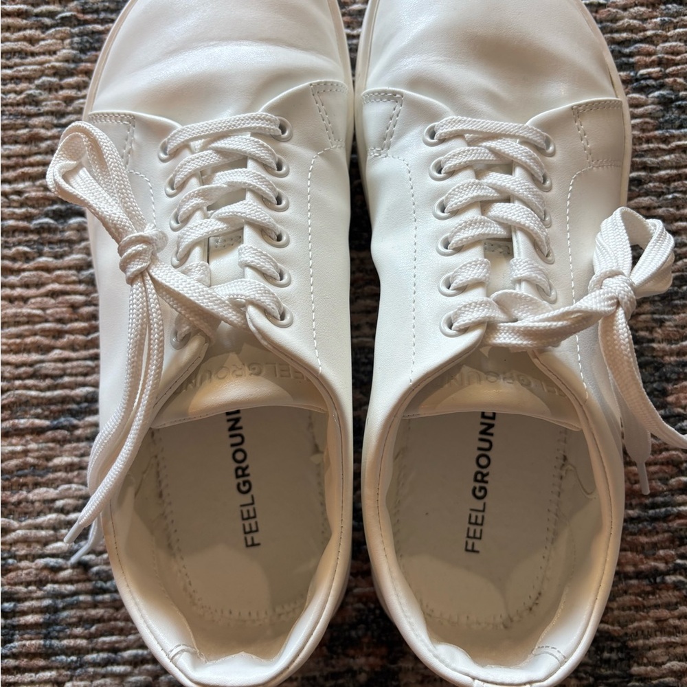 Zero-Drop Barefoot Feel Grounds White Sneakers